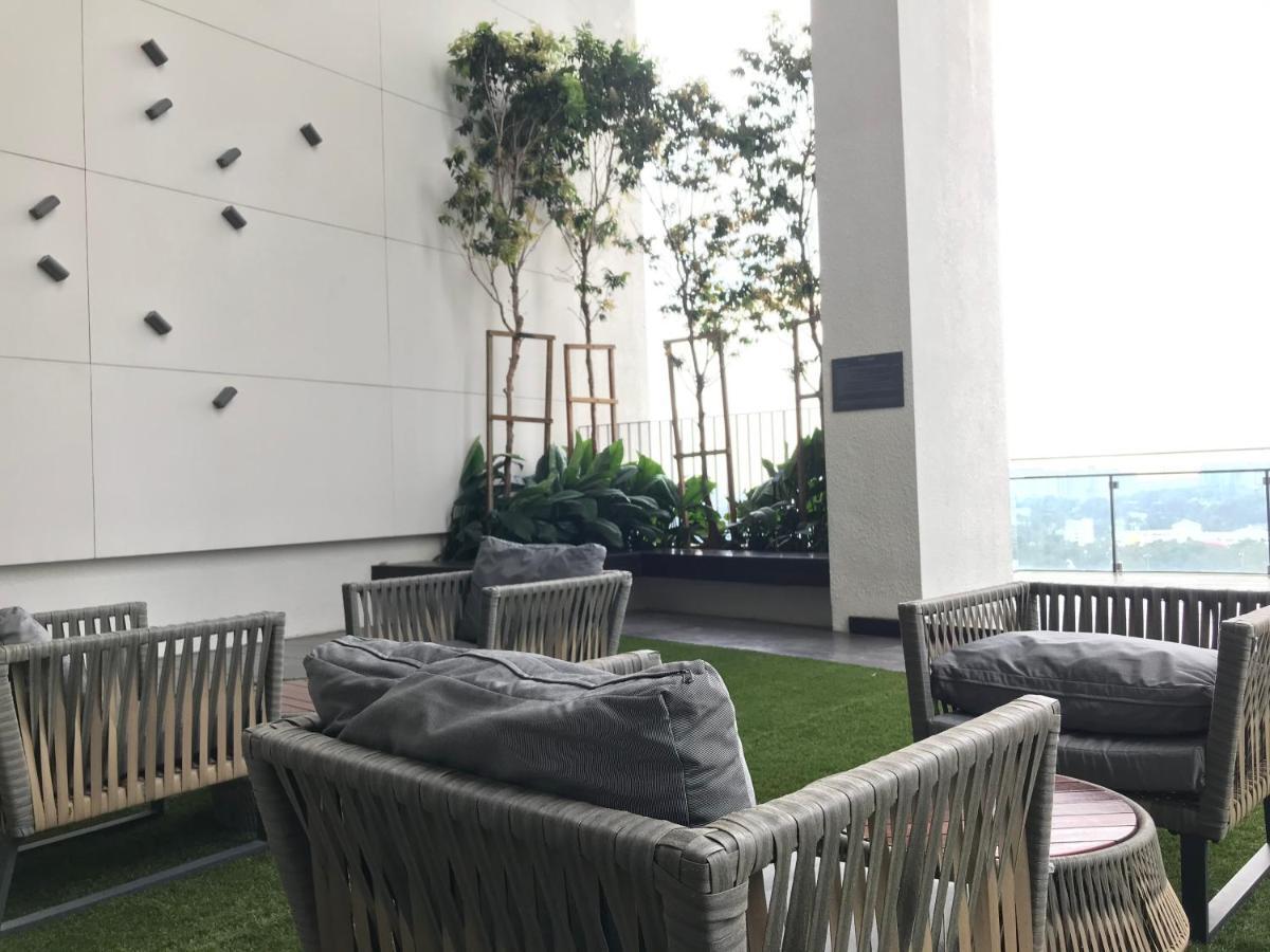 Highpark Suites In Petaling Jaya, Kelana Jaya By Plush Kampong Baharu Sungai Way Exterior foto